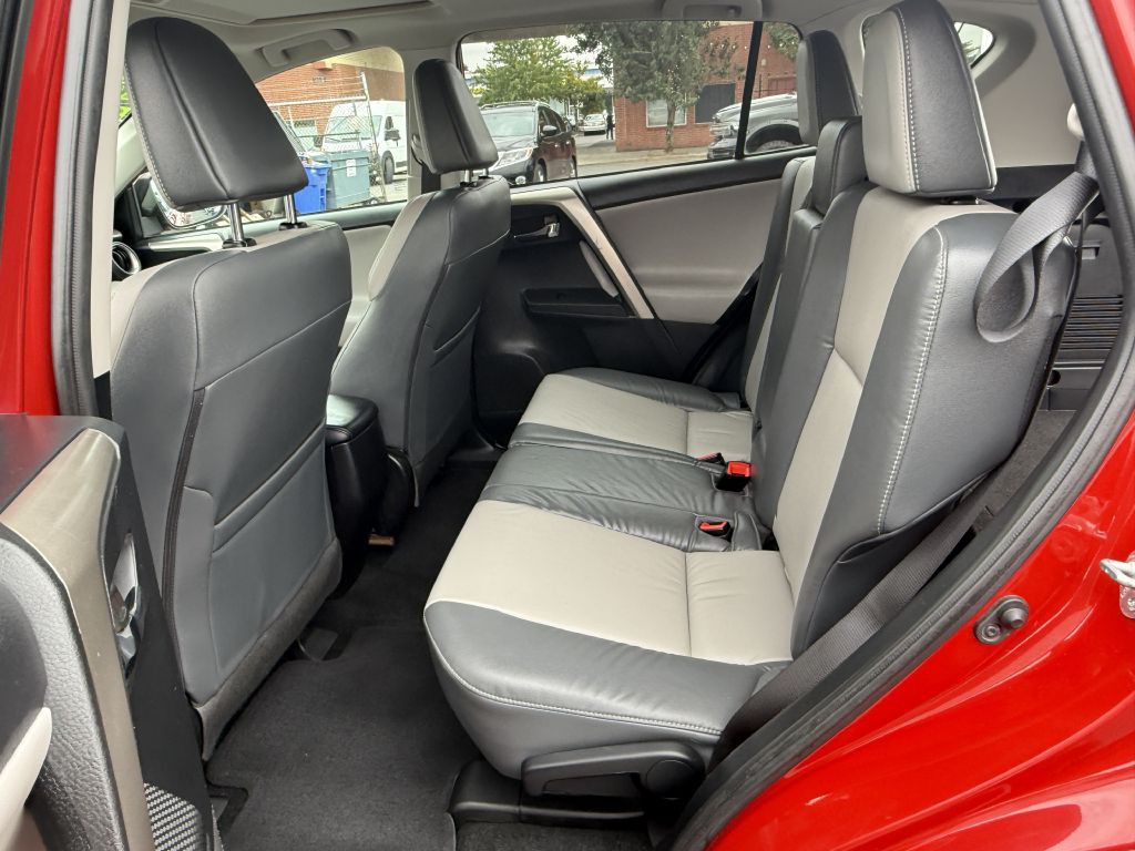 2014 Toyota Rav4 Image 17