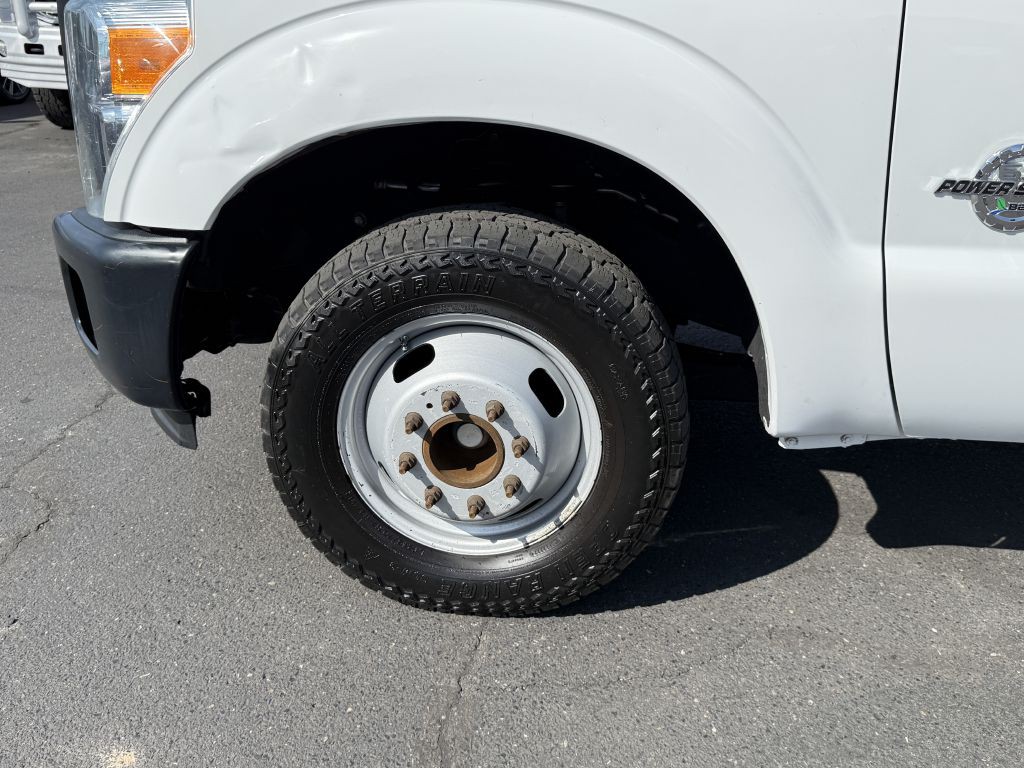 2016 Ford F-350 Image 9