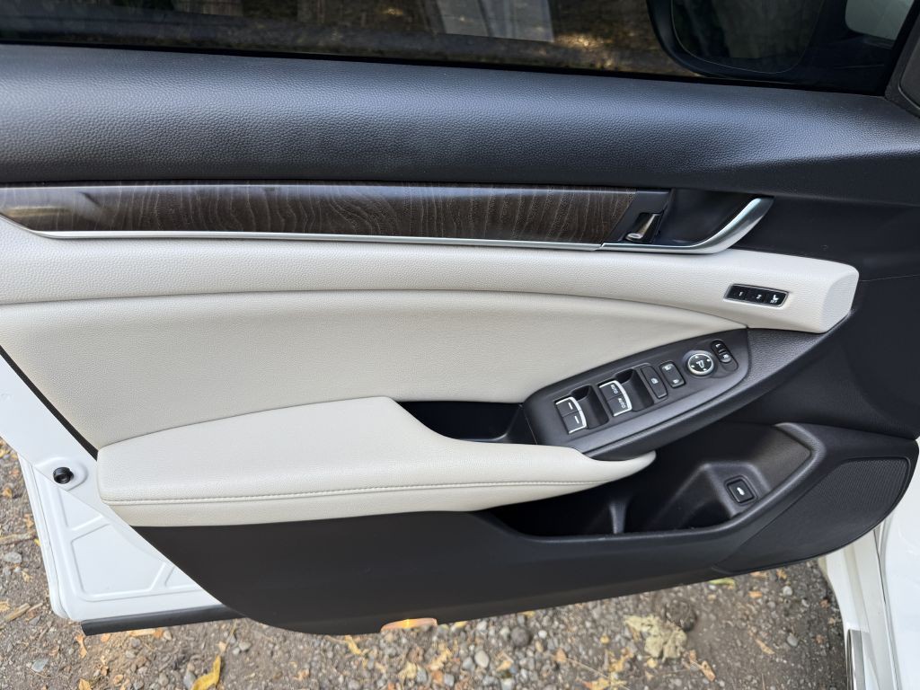 2021 Honda Accord Image 7