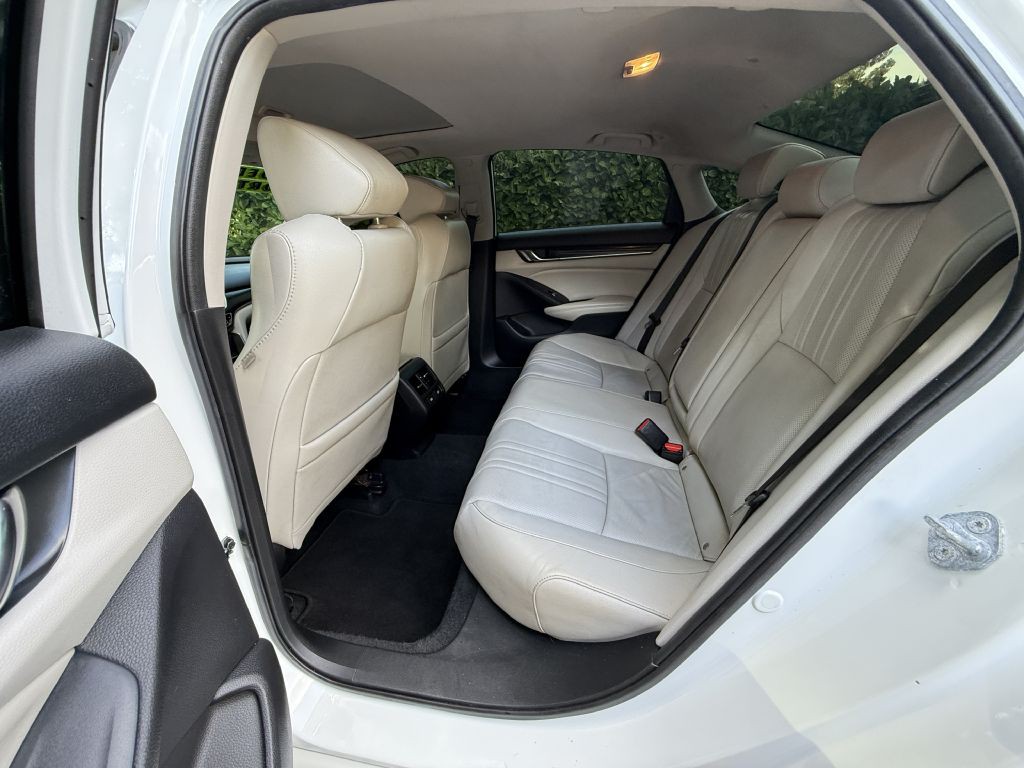 2021 Honda Accord Image 12