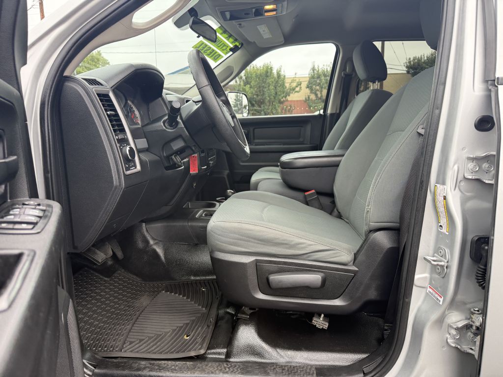 2018 RAM 3500 Image 11