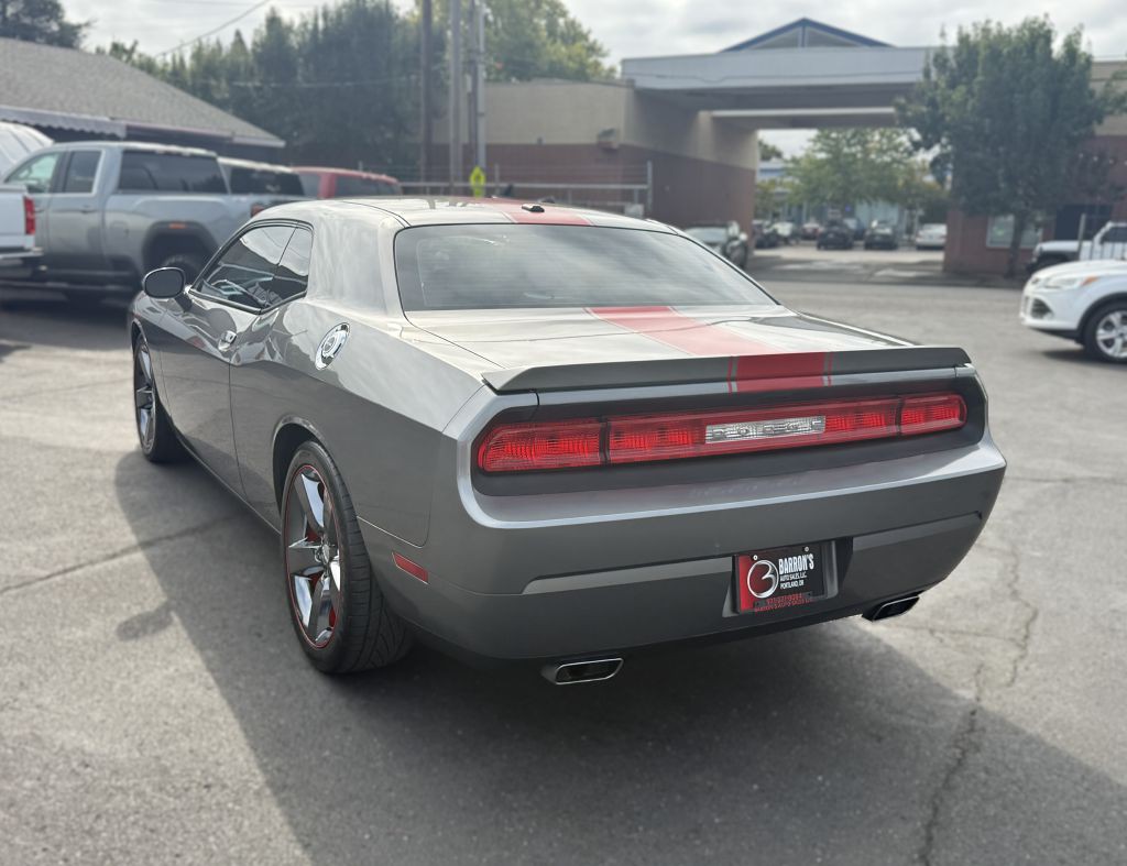 2012 Dodge Challenger Image 4