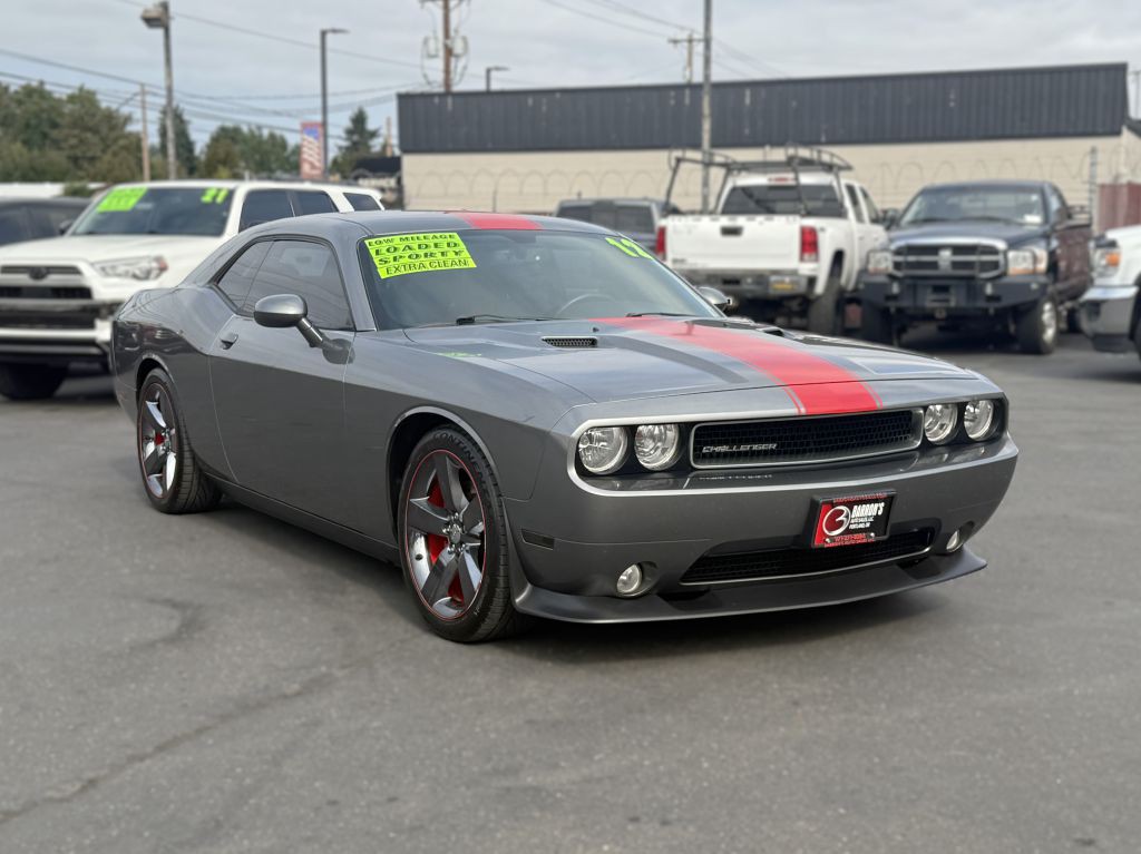 2012 Dodge Challenger Image 8