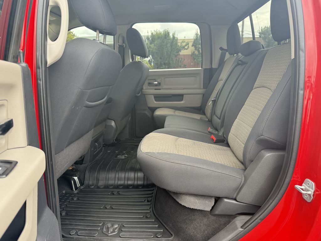 2012 Dodge Ram 2500 Image 12