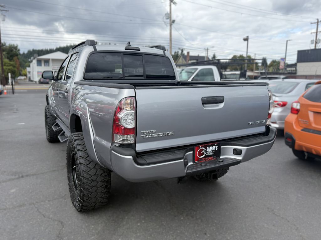 2015 Toyota Tacoma Image 4