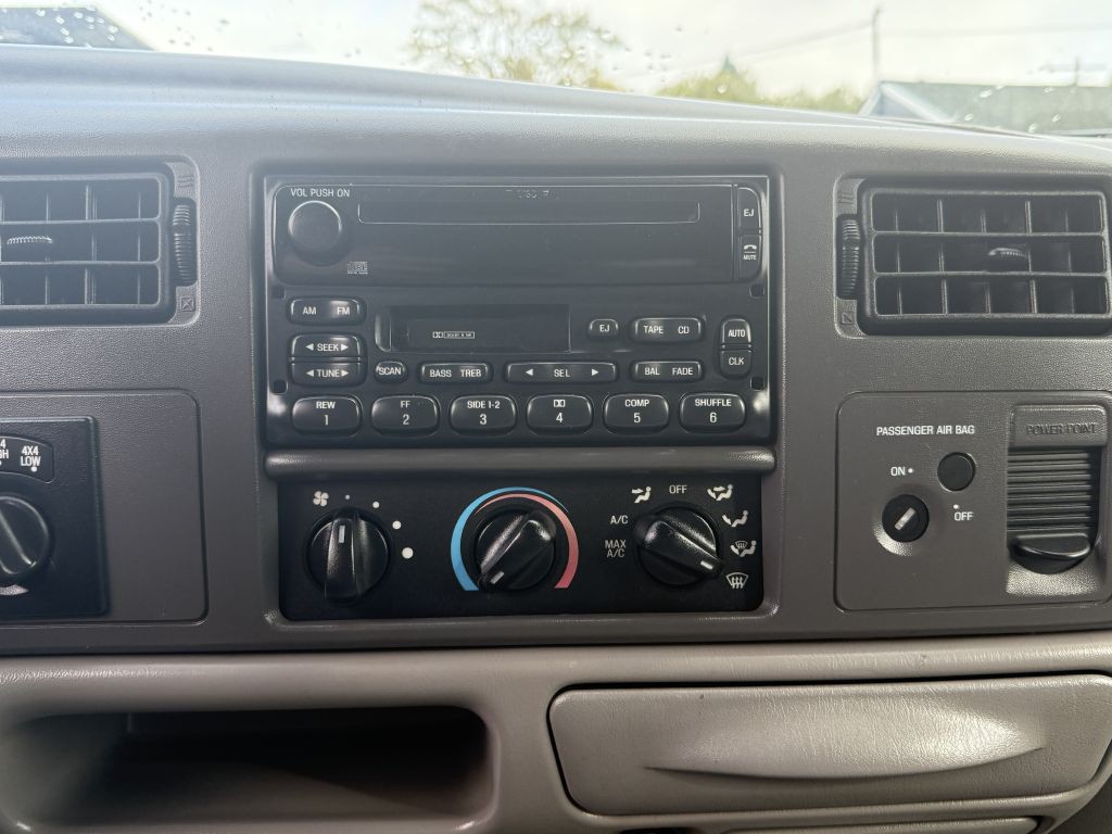 2000 Ford F-350 Image 13