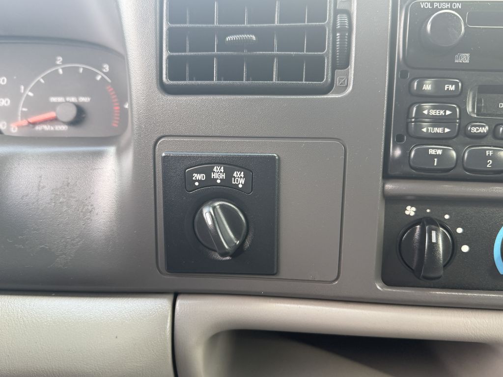 2000 Ford F-350 Image 14