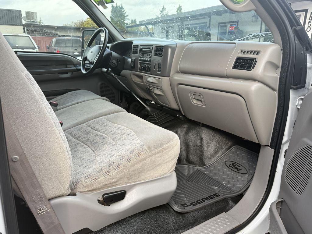 2000 Ford F-350 Image 16