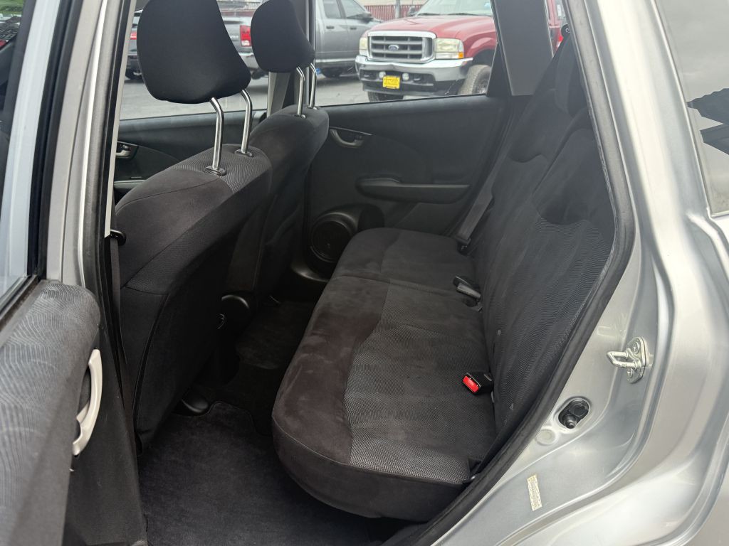 2011 Honda Fit Image 12
