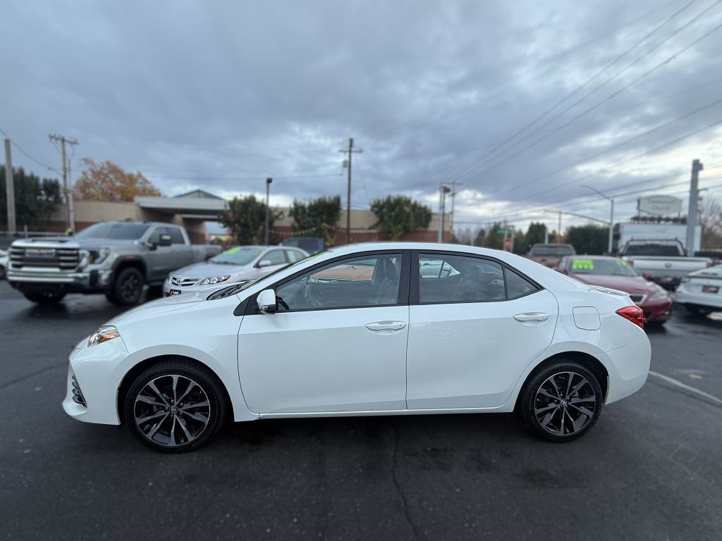 2017 Toyota Corolla Image 3