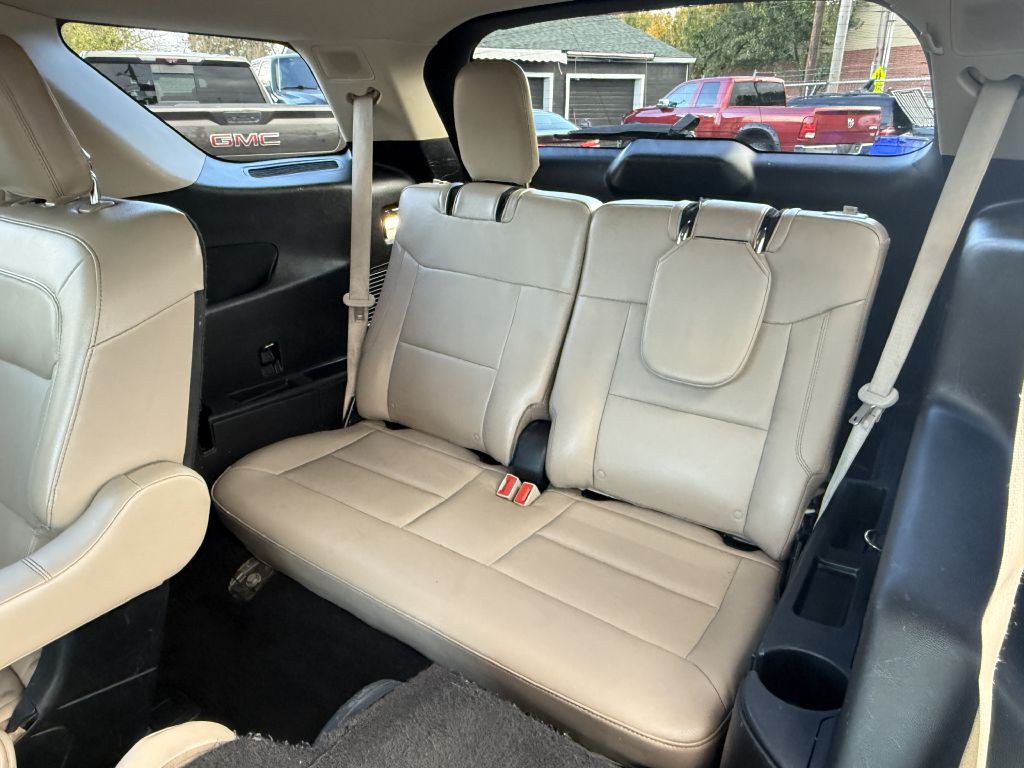 2020 Ford Explorer Image 12