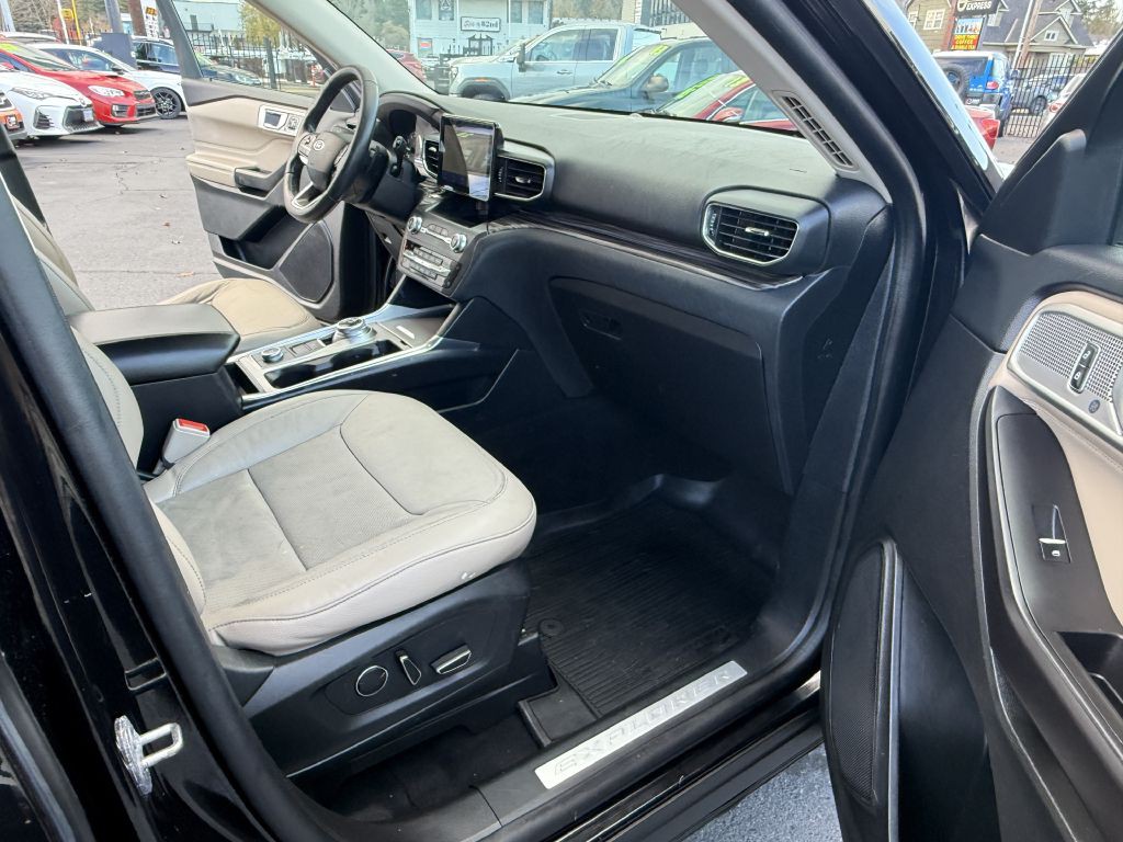 2020 Ford Explorer Image 15