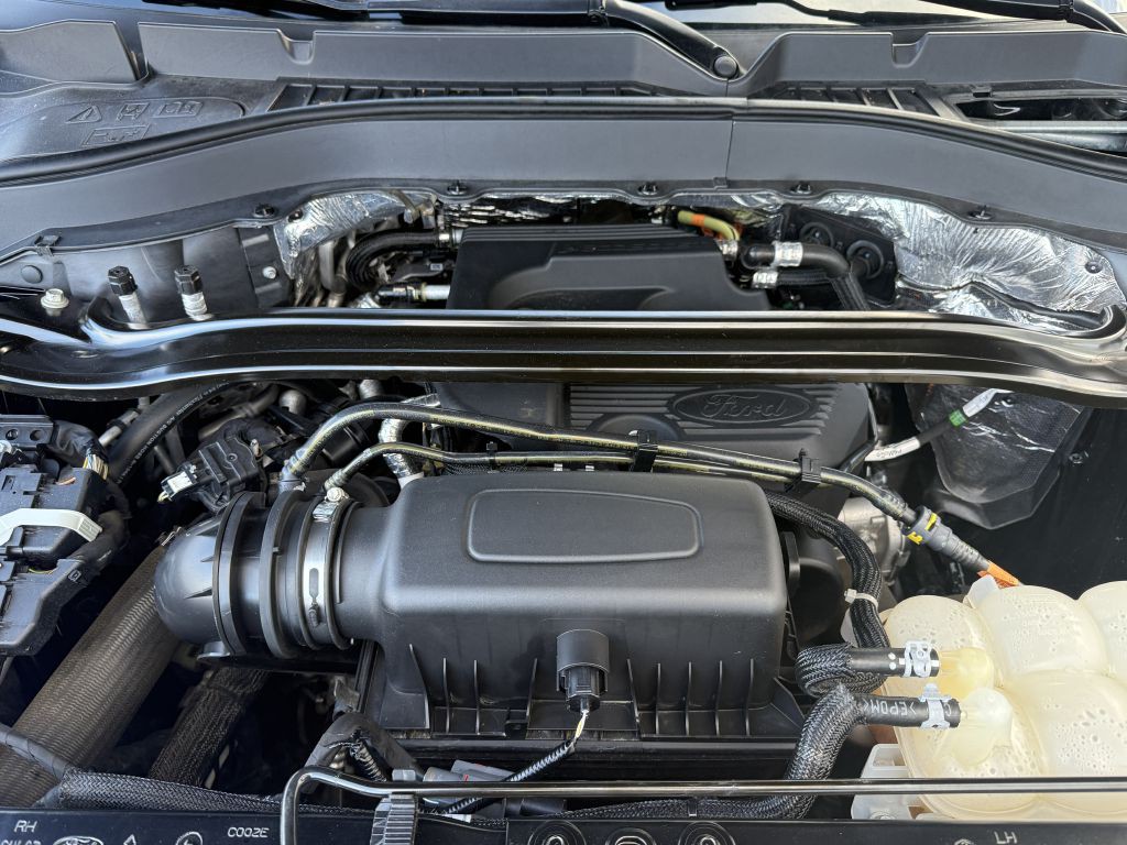 2020 Ford Explorer Image 16