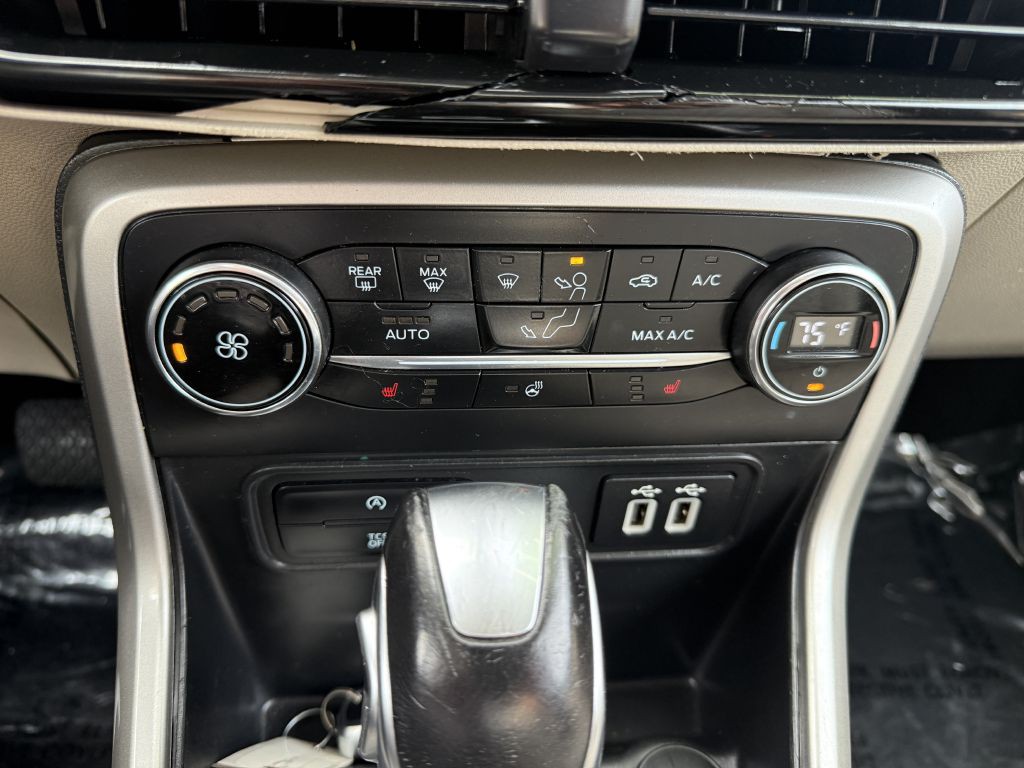 2020 Ford Econoline Image 13