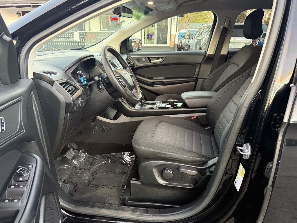 2018 Ford Edge Image 10