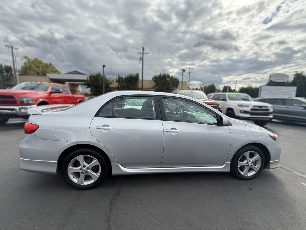 2011 Toyota Corolla Image 7
