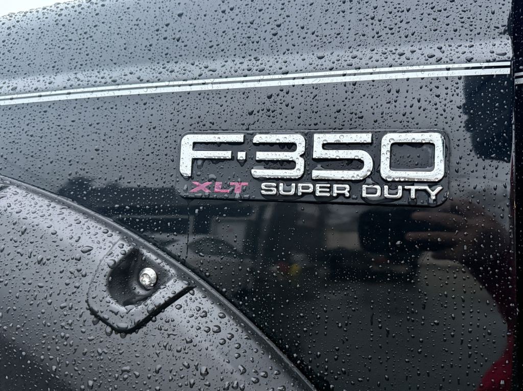 2004 Ford F-350 Image 12