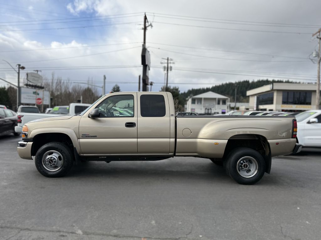 2004 GMC Sierra Image 4