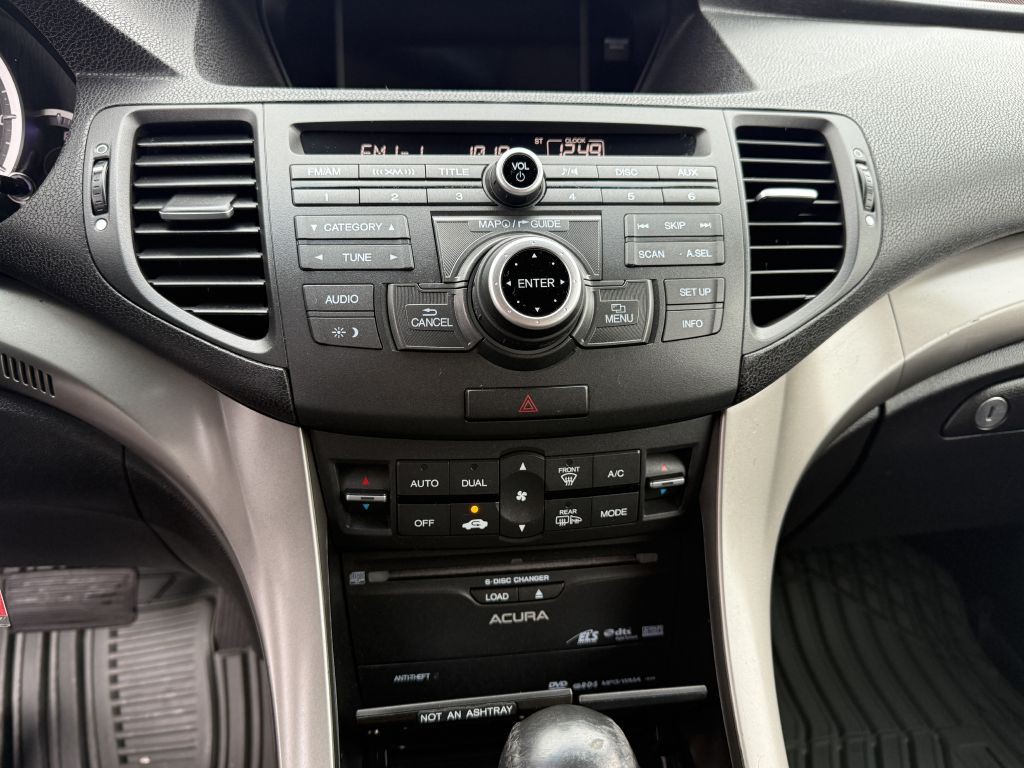2010 Acura TSX Image 11