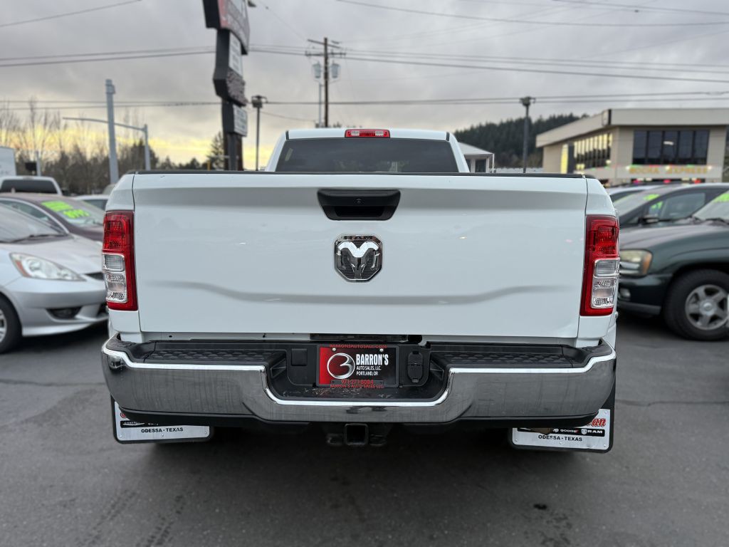 2024 RAM 3500 Image 5
