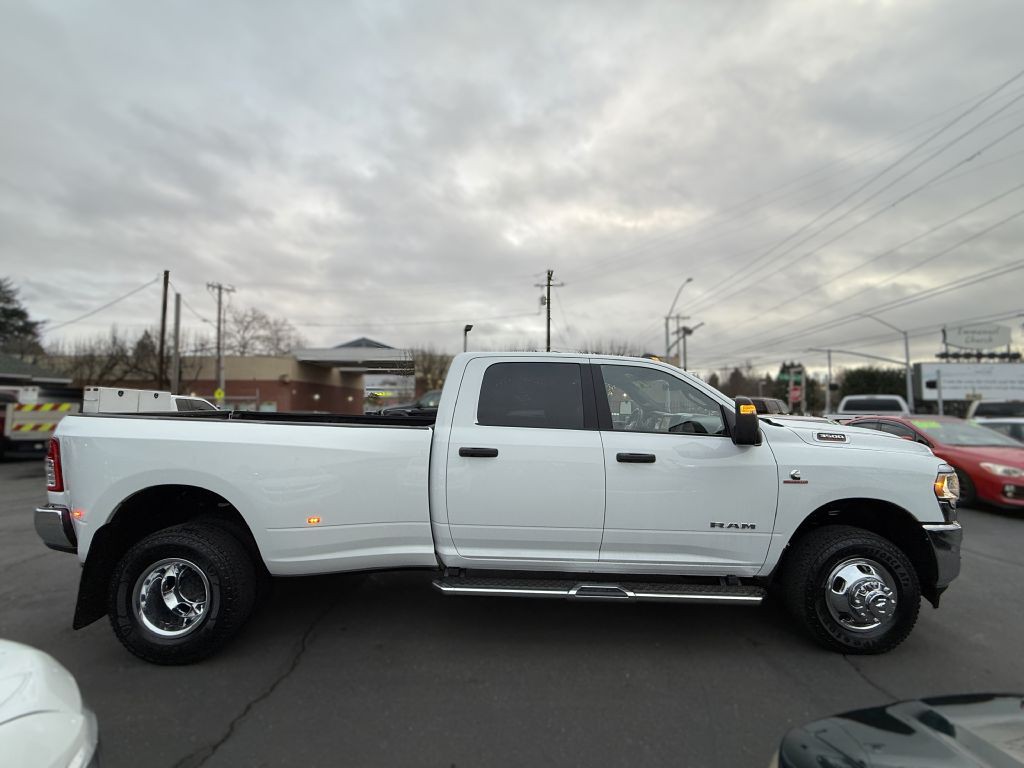 2024 RAM 3500 Image 7