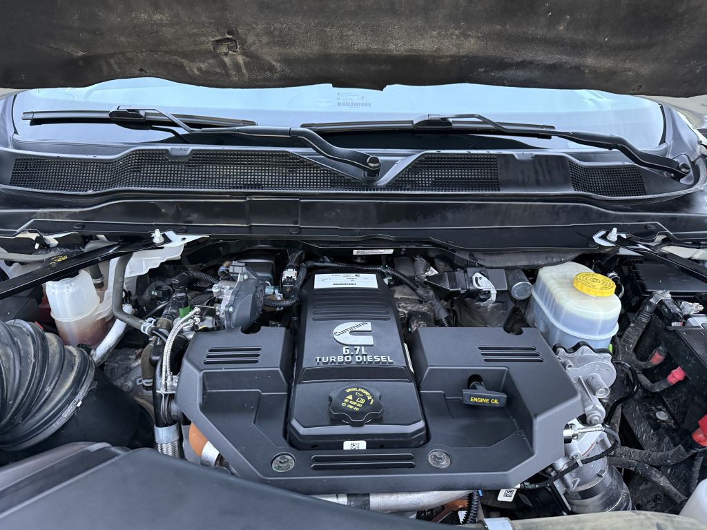 2024 RAM 3500 Image 10