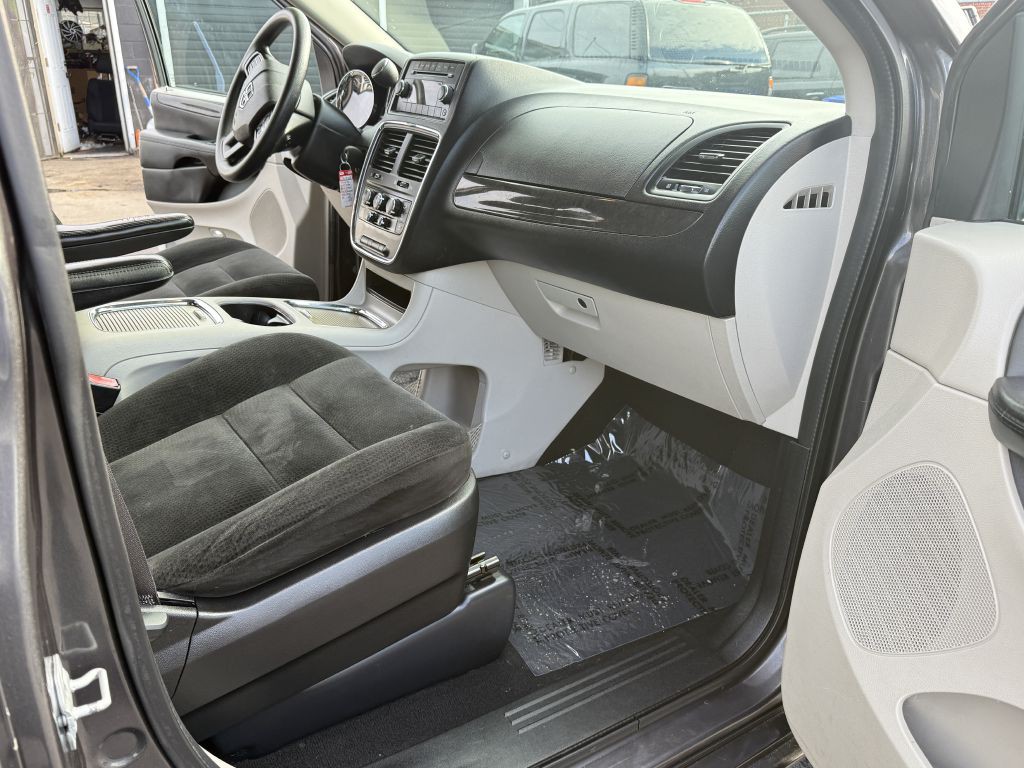 2016 Dodge Grand Caravan Image 13