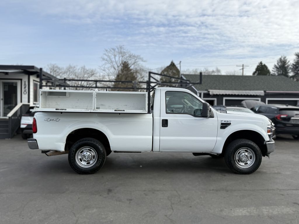 2010 Ford F-250 Image 8