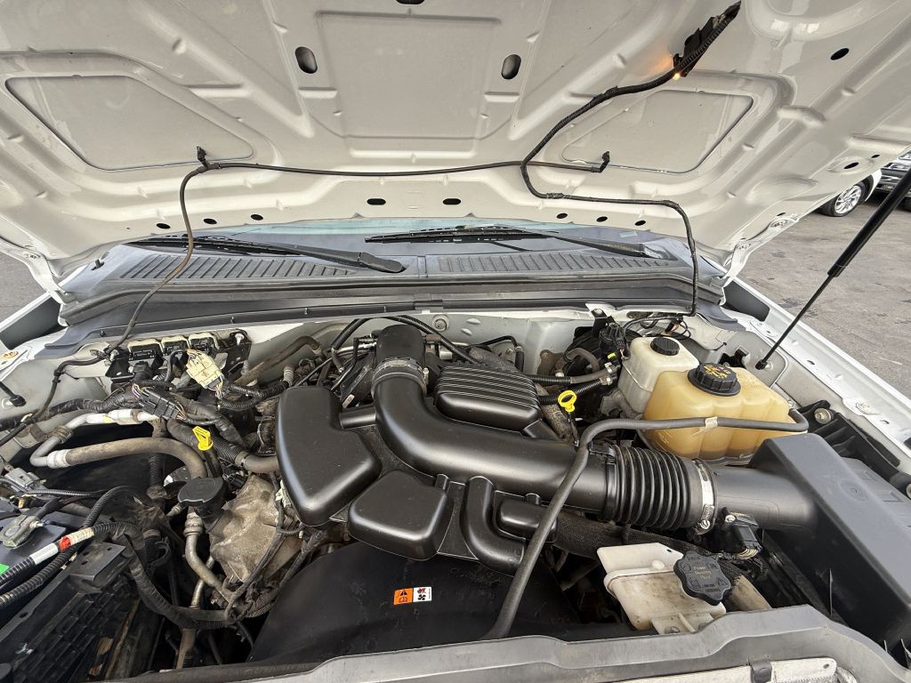 2010 Ford F-250 Image 10