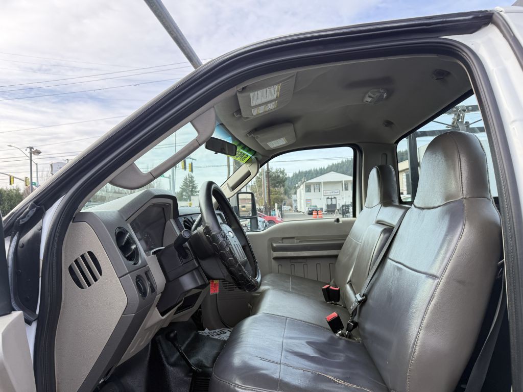 2010 Ford F-250 Image 12