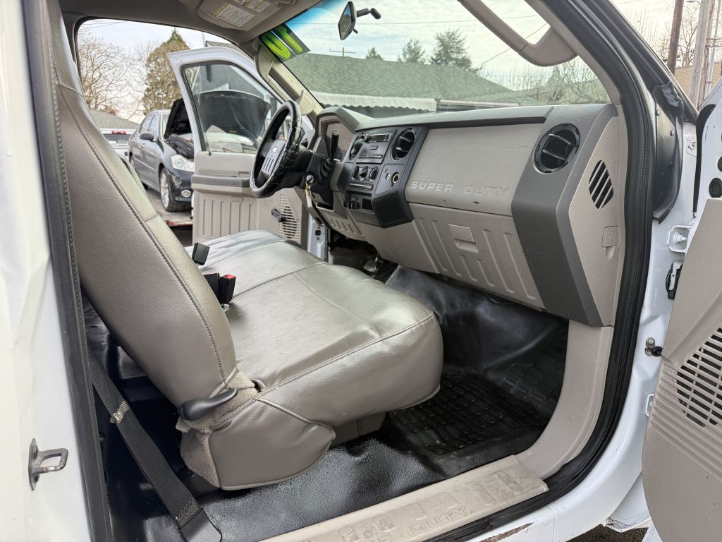 2010 Ford F-250 Image 14