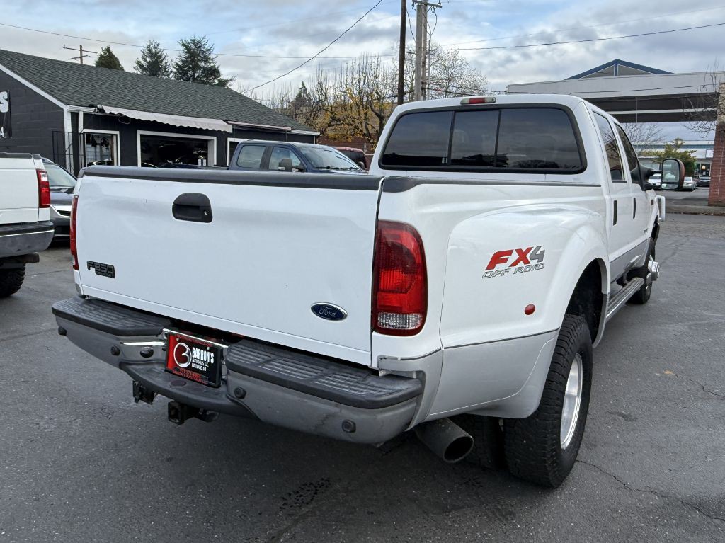 2004 Ford F-350 Image 6