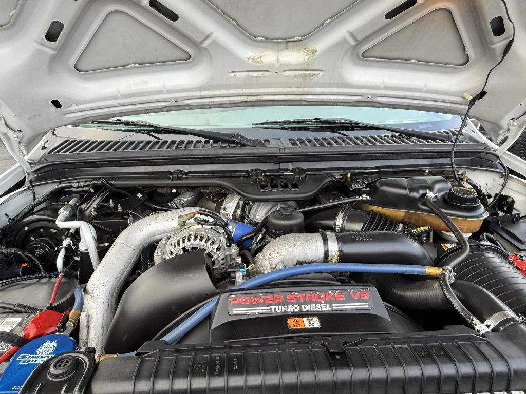 2004 Ford F-350 Image 9