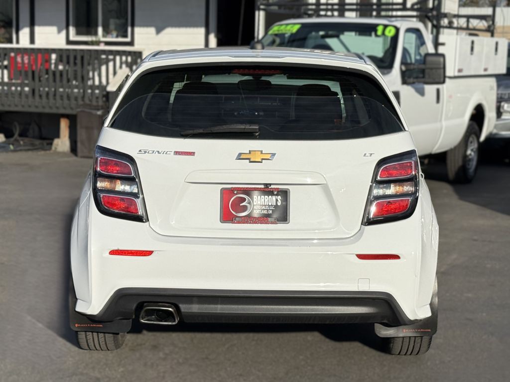 2017 Chevrolet Sonic Image 5