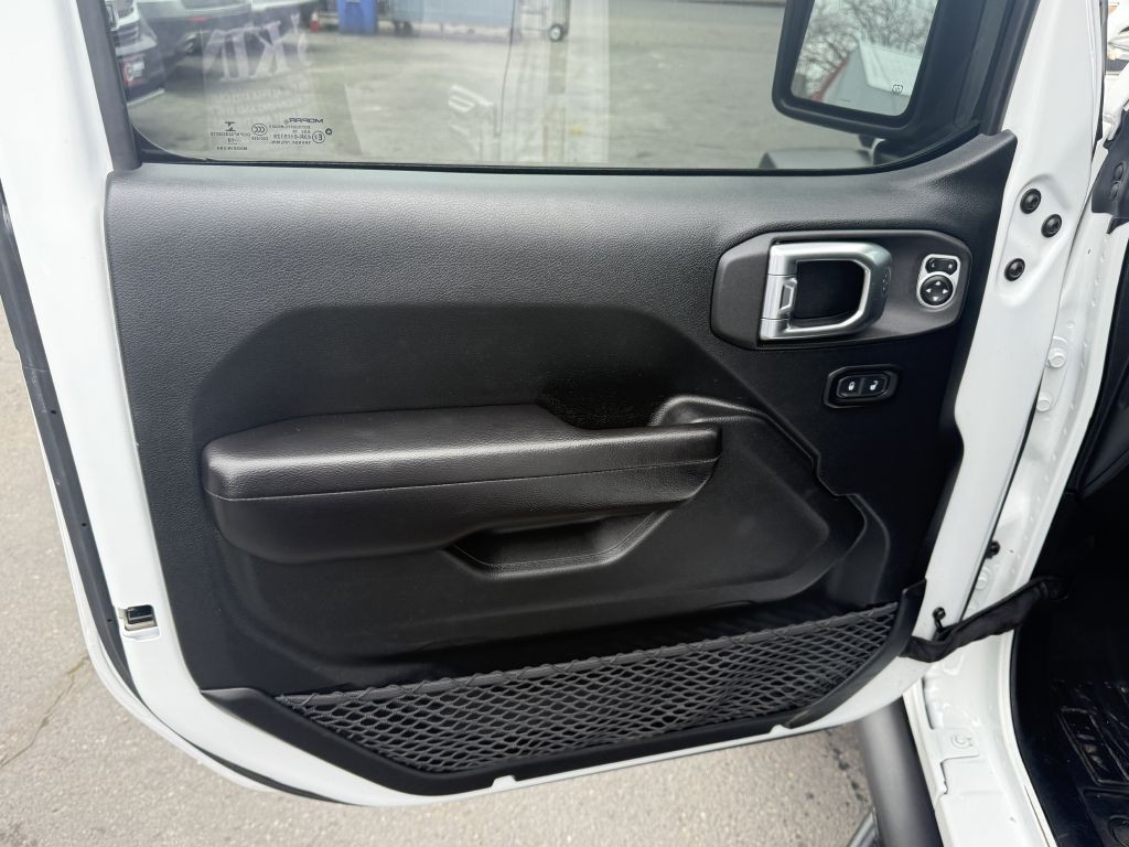 2020 Jeep Gladiator Image 11