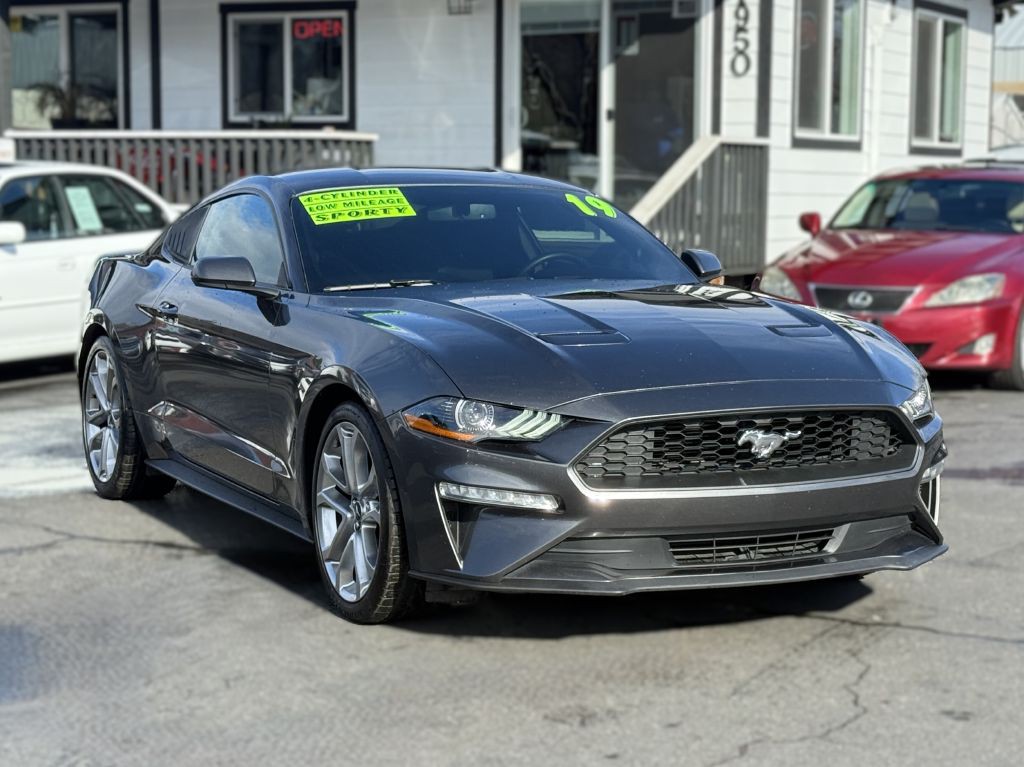 2019 Ford Mustang Image 7