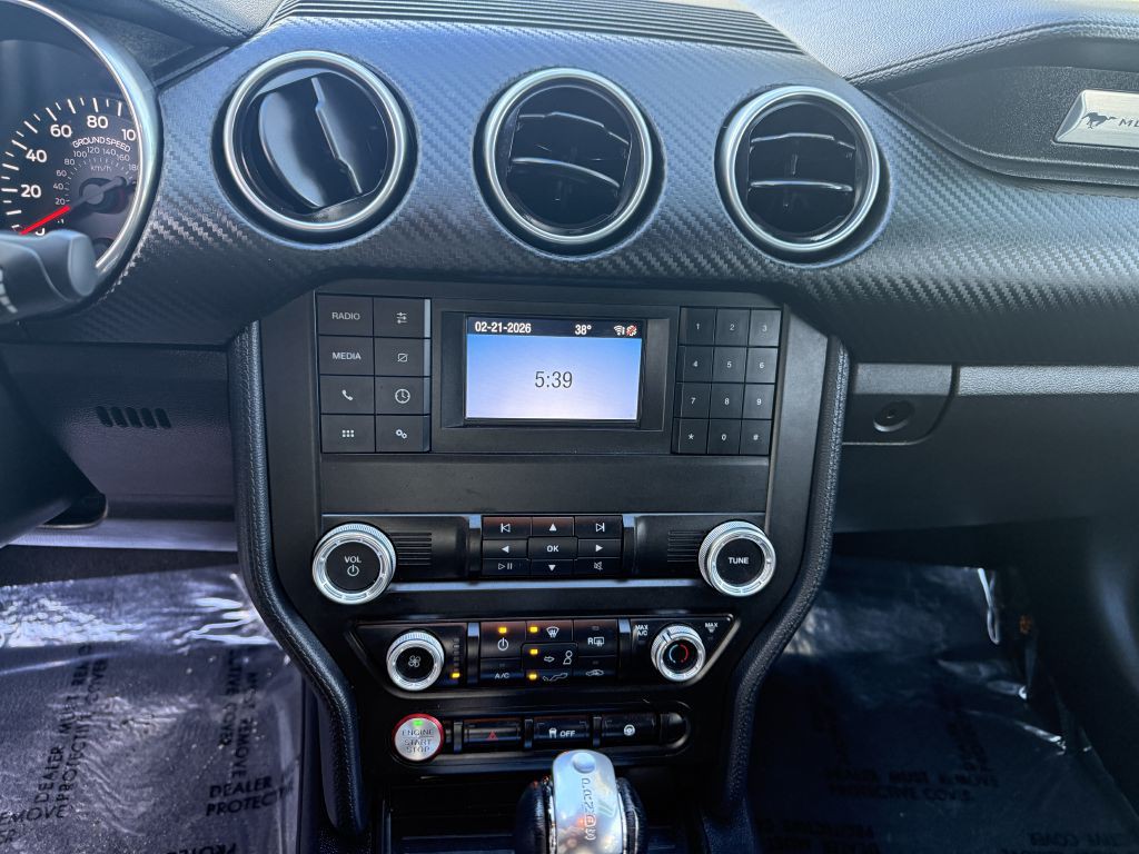 2019 Ford Mustang Image 10