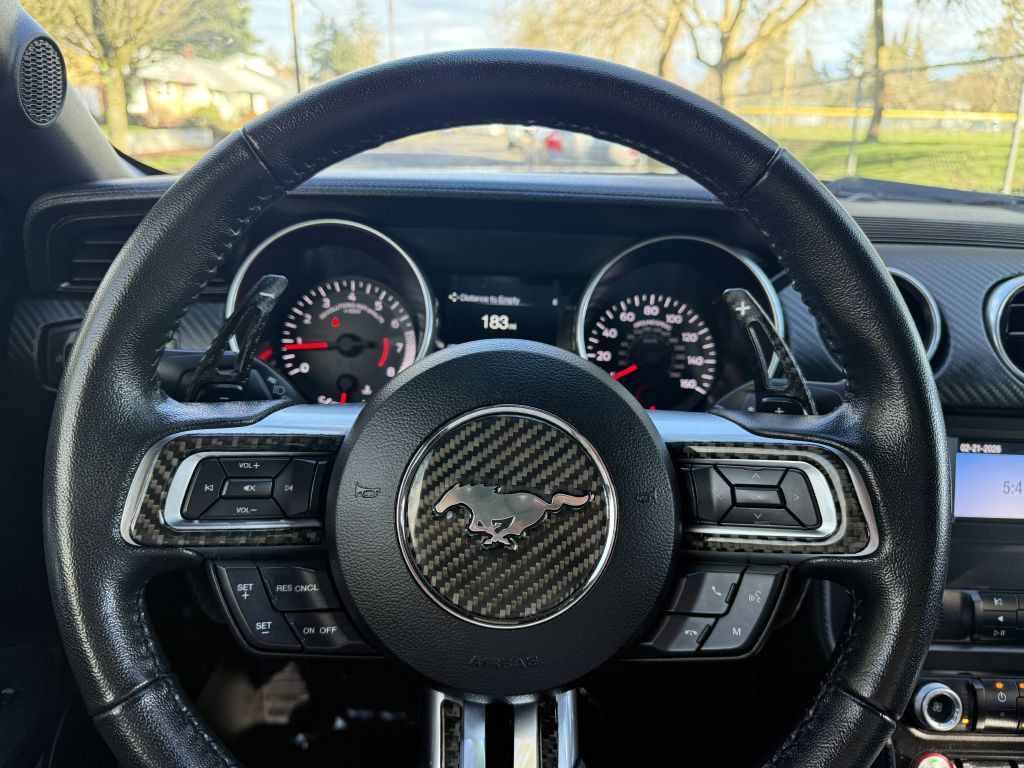 2019 Ford Mustang Image 12