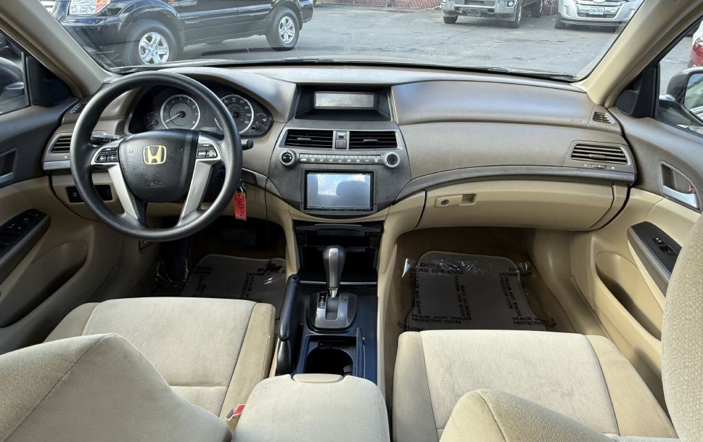 2008 Honda Accord Image 11