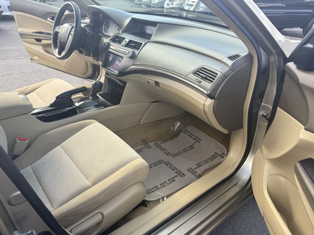 2008 Honda Accord Image 12