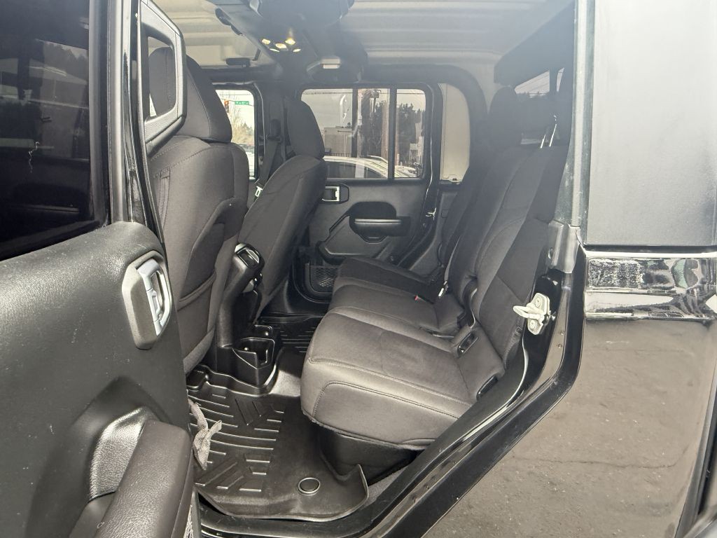 2020 Jeep Gladiator Image 12