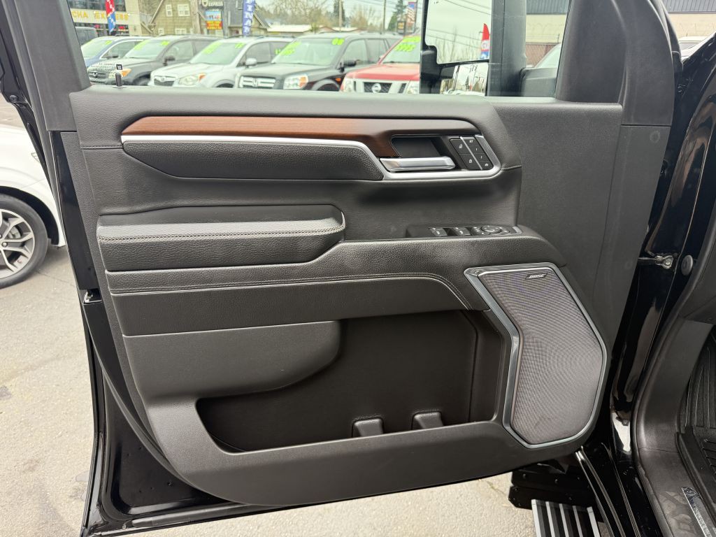 2024 GMC Sierra Image 10