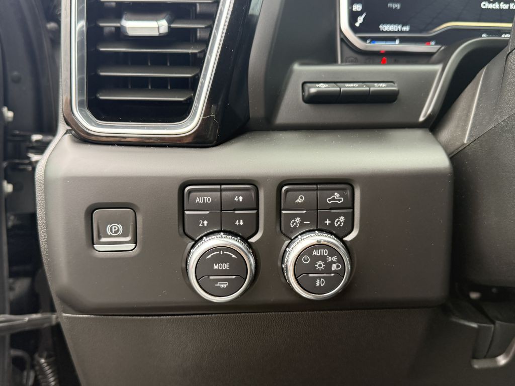 2024 GMC Sierra Image 12