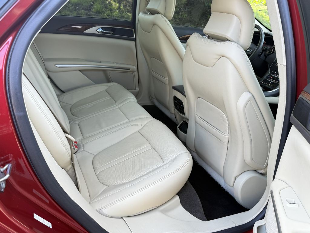 2013 Lincoln MKZ Image 14