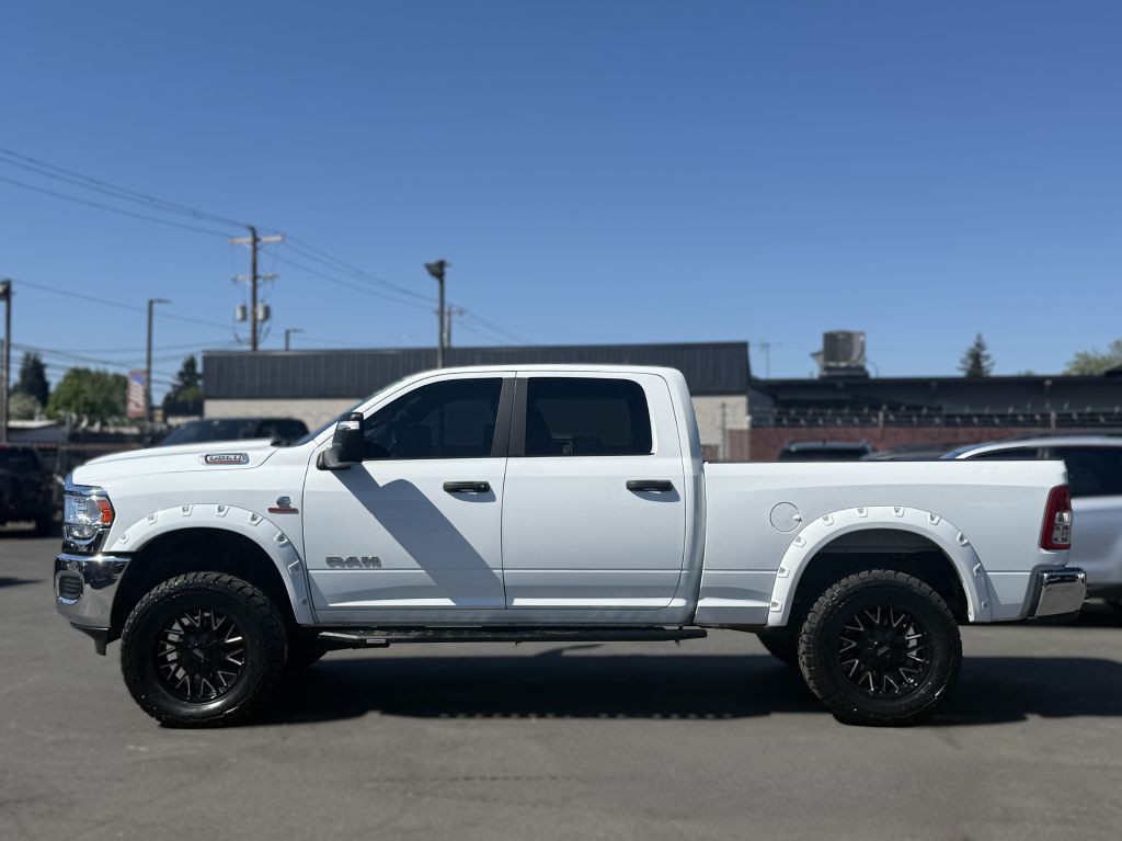 2023 RAM 3500 Image 5
