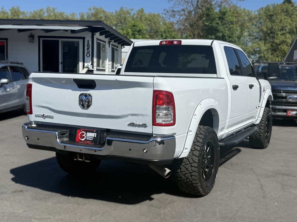 2023 RAM 3500 Image 8