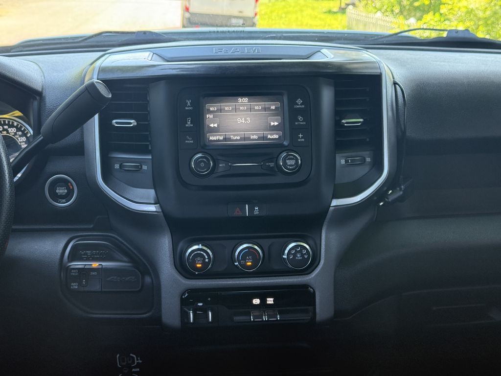 2023 RAM 3500 Image 15