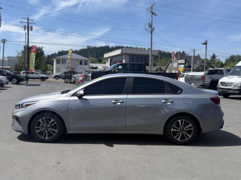 2024 Kia Forte Image 3