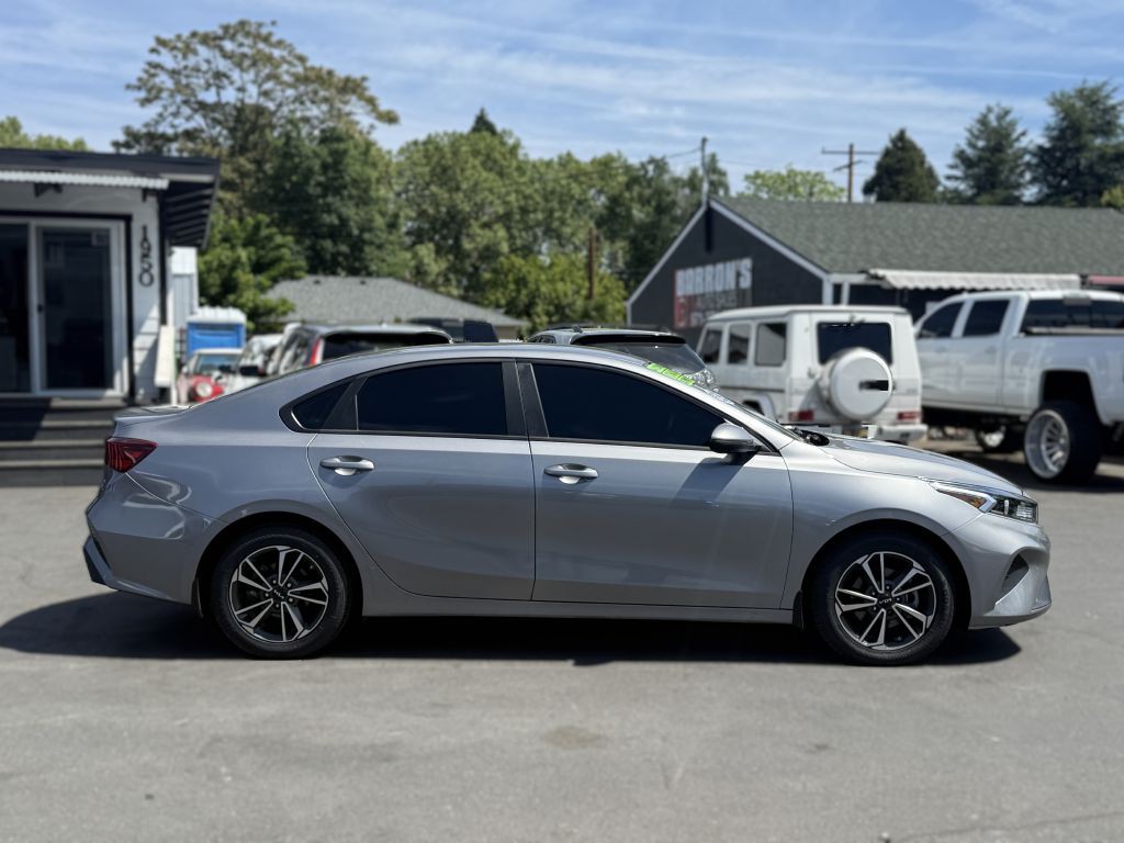2024 Kia Forte Image 7