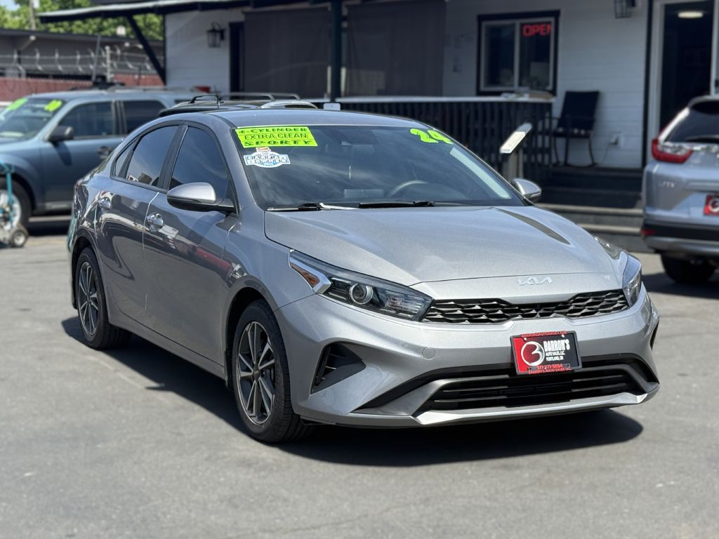 2024 Kia Forte Image 8